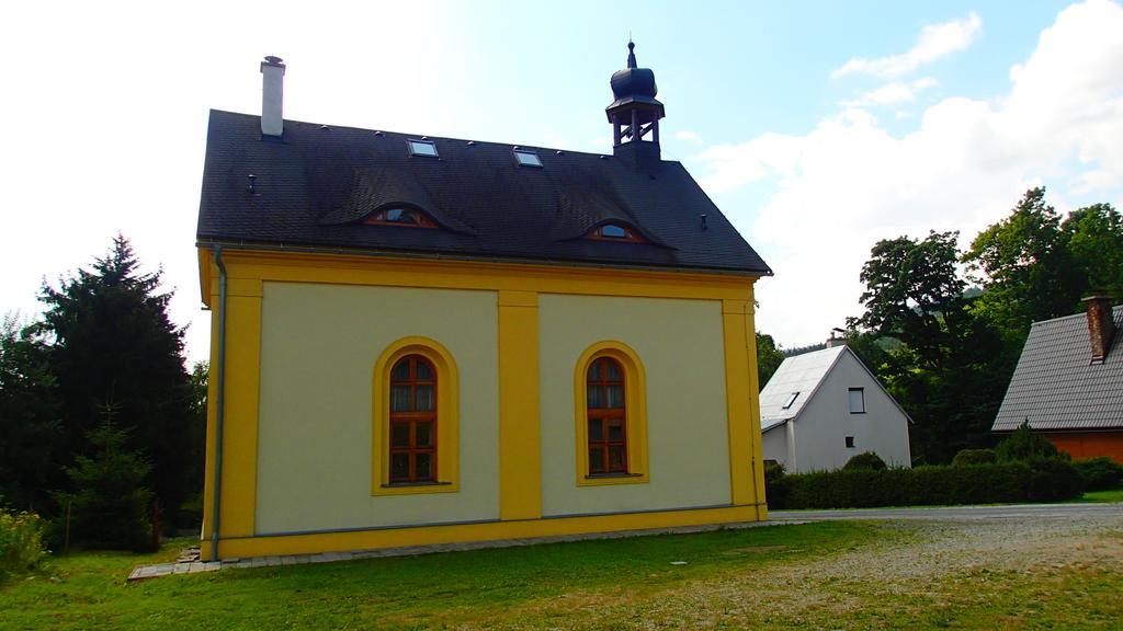 Penzion Pod Zvonem Hyncice pod Susinou Exterior photo